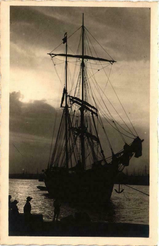 Carte postale ancienne Art-Photo Toulon Ships