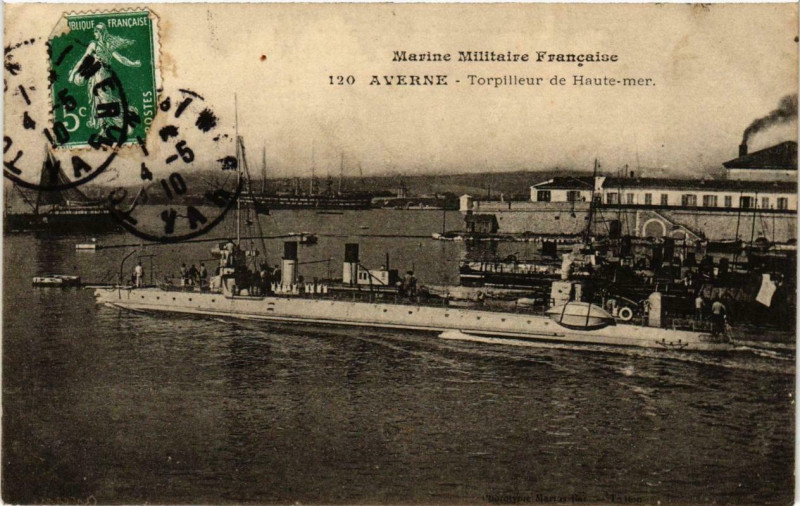Carte postale ancienne Averne Torpilleur de Haute-mer Ships
