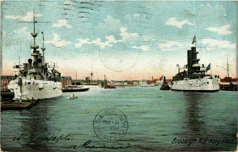 Carte postale ancienne Warships - Navy Yard - Brooklyn - N.Y. Ships