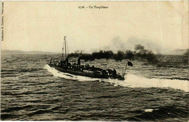 Carte postale ancienne Un Torpilleur Ships