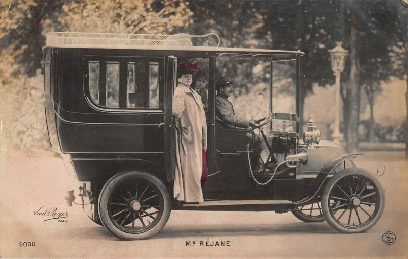 Carte postale ancienne Theme Voiture Ancienne Et Celebrite Me Rejane (Taxi Ou Voiture Ancienne