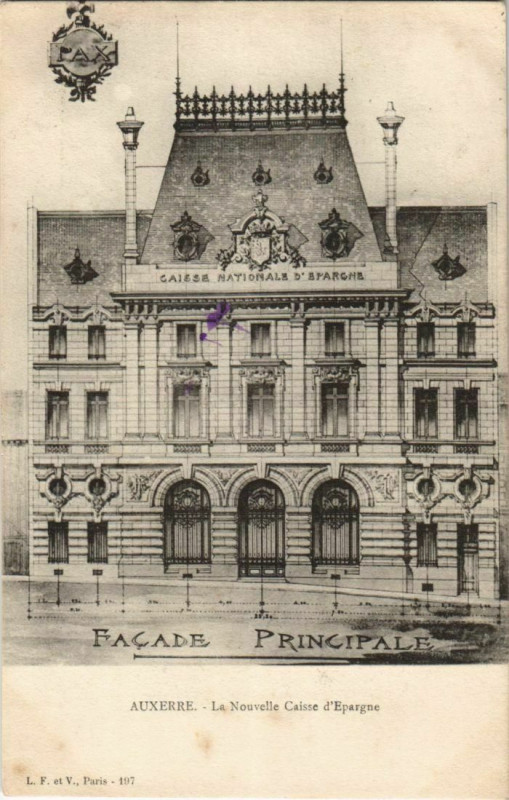 Carte postale ancienne Auxerre La Nouvelle Caisse d'Epargne France à Auxerre