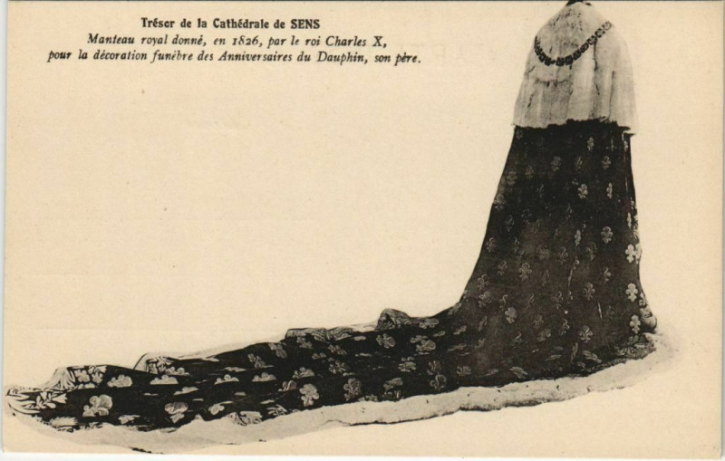 Carte postale ancienne Sens Tresor de la Cathedrale France à Sens