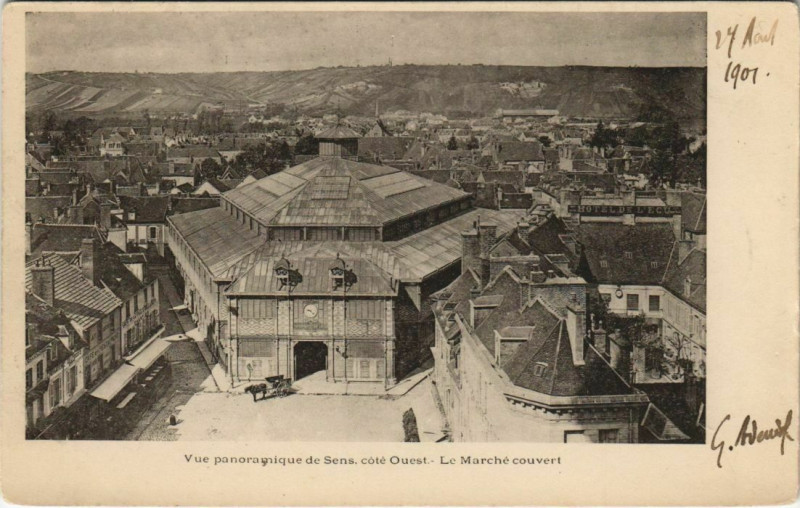 Carte postale ancienne Sens Vue panoramique France à Sens
