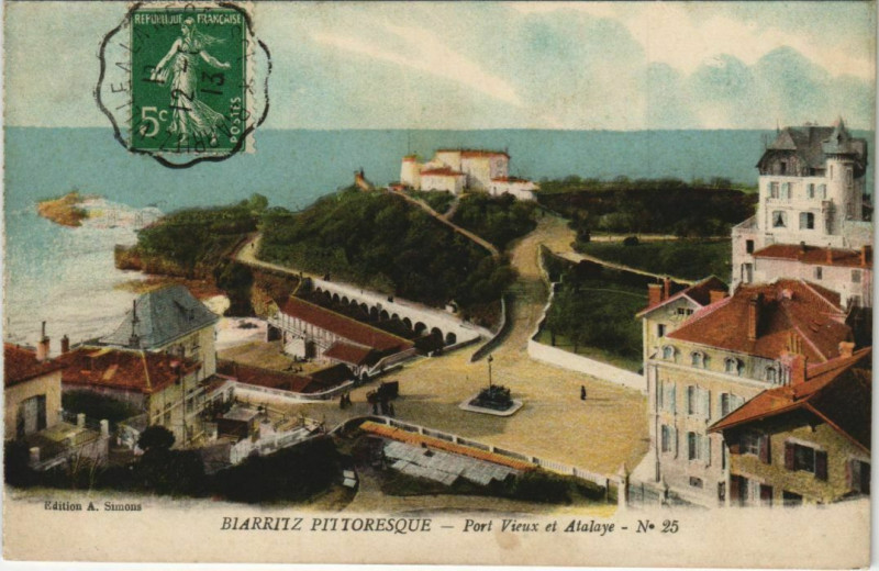 Carte postale ancienne Biarritz Port Vieux et Atalaye France à Biarritz