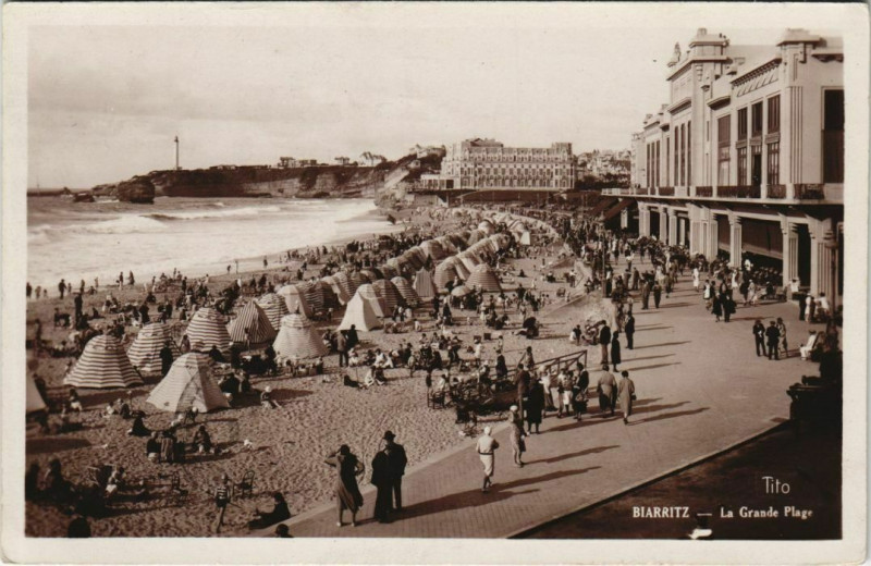 Carte postale ancienne Biarritz La Grande Plage France à Biarritz