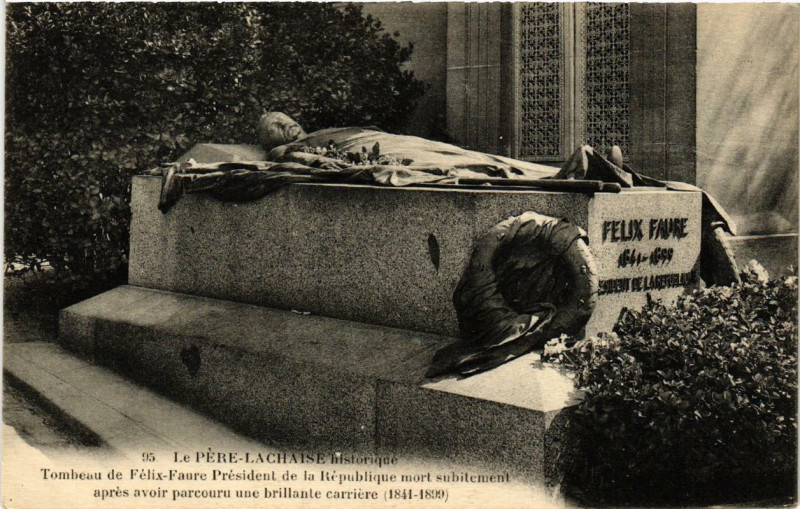 Carte postale ancienne Le Père-Lachaise - Tombeau de Félix-Faure à Paris 20e