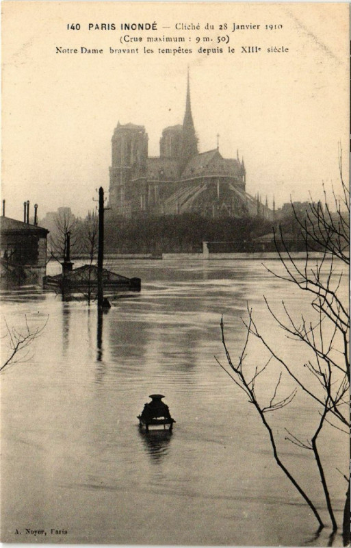 Carte postale ancienne Paris 4e Notre-Dame Paris Inonde 1910 à Paris 4e