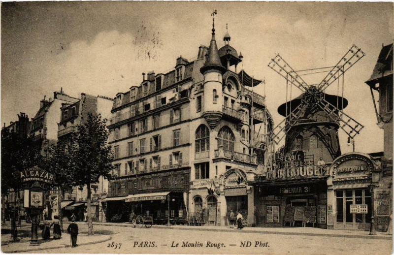 Carte postale ancienne Le Moulin Rouge à Paris 9e