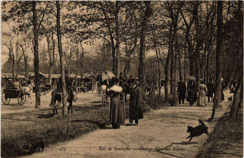 Carte postale ancienne Bois de Boulogne - Contre-Allée des Acacias à Paris 16e