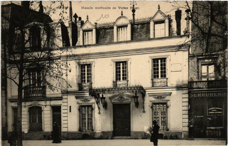Carte postale ancienne Maison Mortuaire de Victor Hugo à Paris 16e