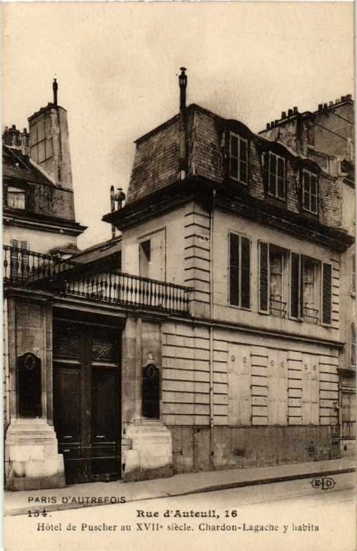 Carte postale ancienne Rue d'Auteuil - Hôtel de Puscher à Paris 16e