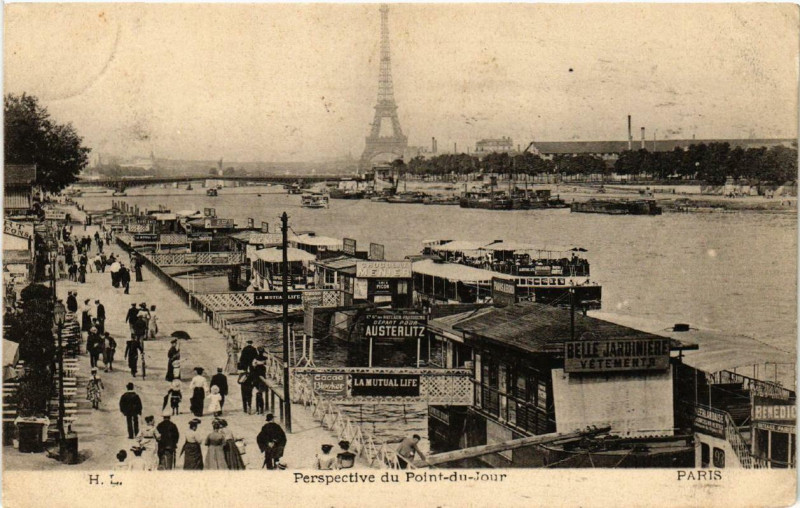Carte postale ancienne Perspective du Point-du-Jour à Paris 16e