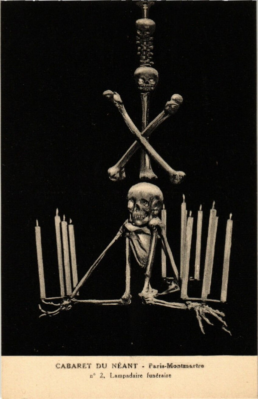 Carte postale ancienne Montmartre - Cabaret du Néant - Lampadaire funéraire à Paris 18e