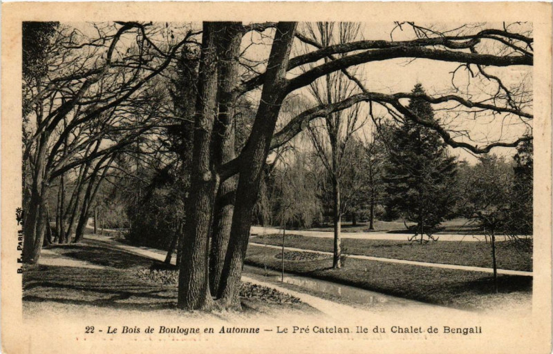 Carte postale ancienne Le Bois de Boulogne en Automne - Le Pré Catelan - Ile du Chalet de Bengali à Paris 16e