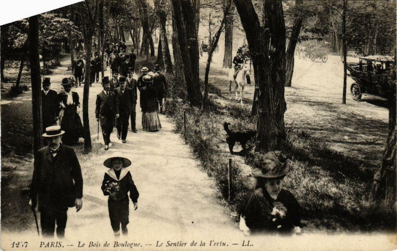Carte postale ancienne Le Bois de Boulogne - Le Sentier de la Vertu à Paris