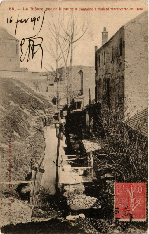 Carte postale ancienne Paris 13e La Bievre. vue de la rue de la Fontaine a Mulard à Paris 13e