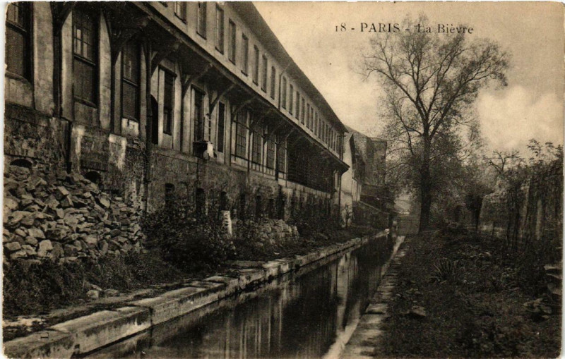 Carte postale ancienne La Bièvre à Paris 13e