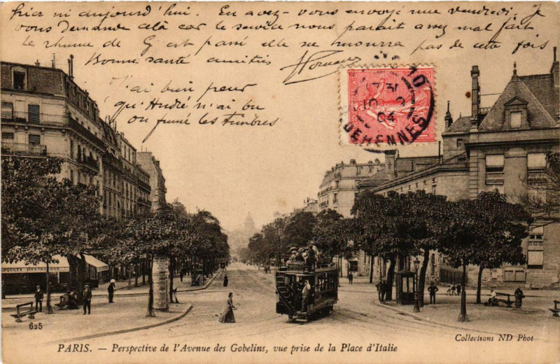 Carte postale ancienne Paris 13e L'Avenue des Gobelins. vue prise de la Place d'Italie à Paris 13e