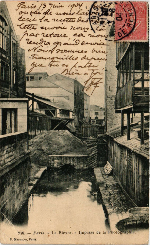 Carte postale ancienne Paris 13e La Bievre. Impasse de la Photographie à Paris 13e