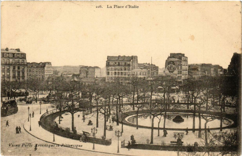 Carte postale ancienne Paris 13e La Place d'Italie à Paris 13e
