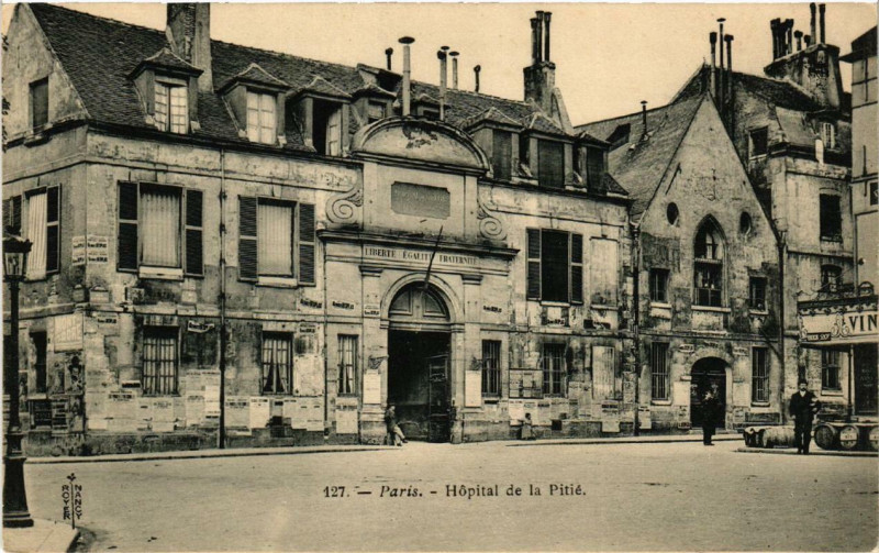 Carte postale ancienne Hôpital de la Pitié à Paris 5e