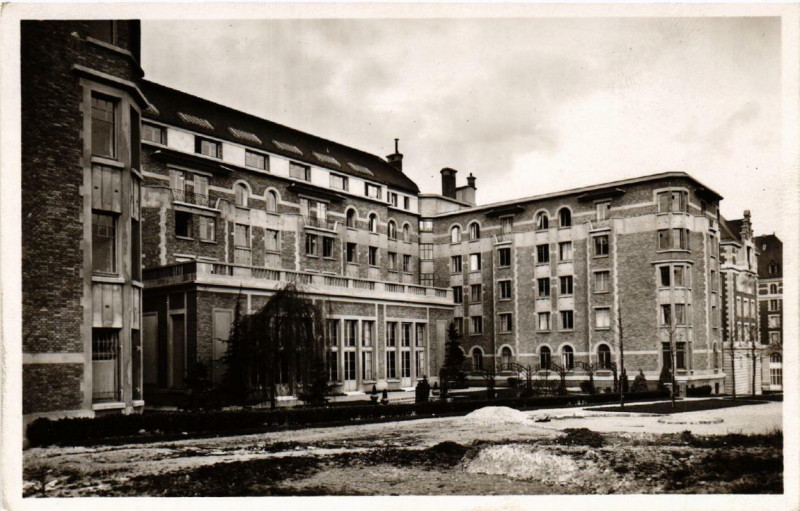 Carte postale ancienne Cité Universitaire - Pavillon des Etats-Unis à Paris 14e