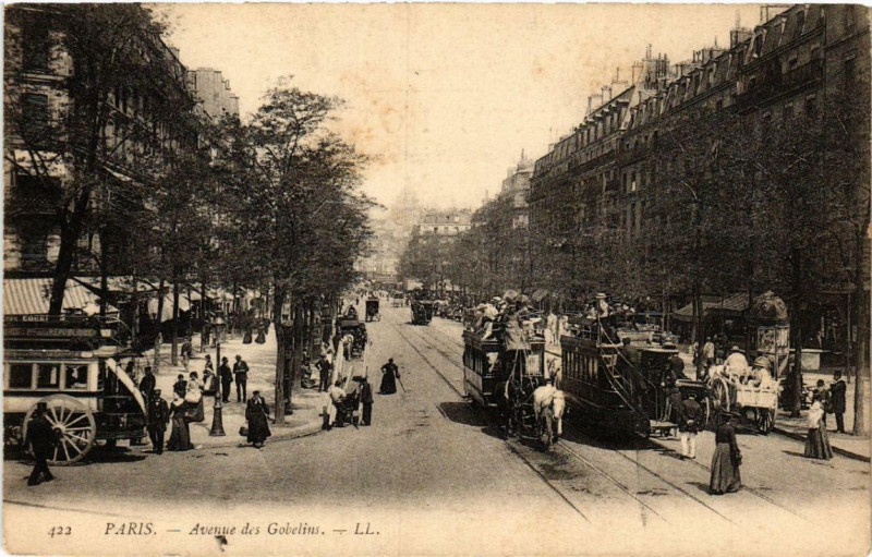 Carte postale ancienne Paris 13e Avenue des Gobelins à Paris 13e