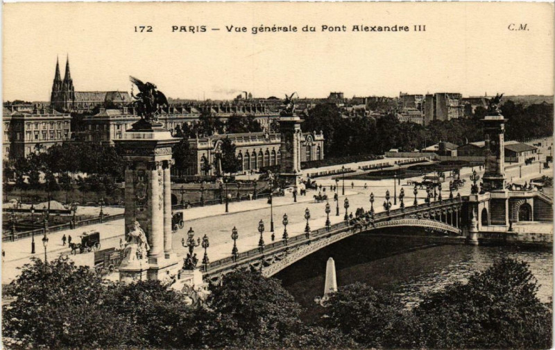 Carte postale ancienne Paris 7e vue générale Pont Alexandre Iii à Paris 7e