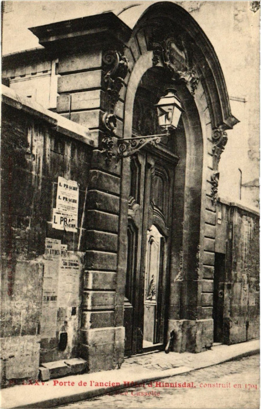 Carte postale ancienne Paris 6e Rue Cassette. Porte de l'Ancien Hotel d'Hinnisdal à Paris 6e