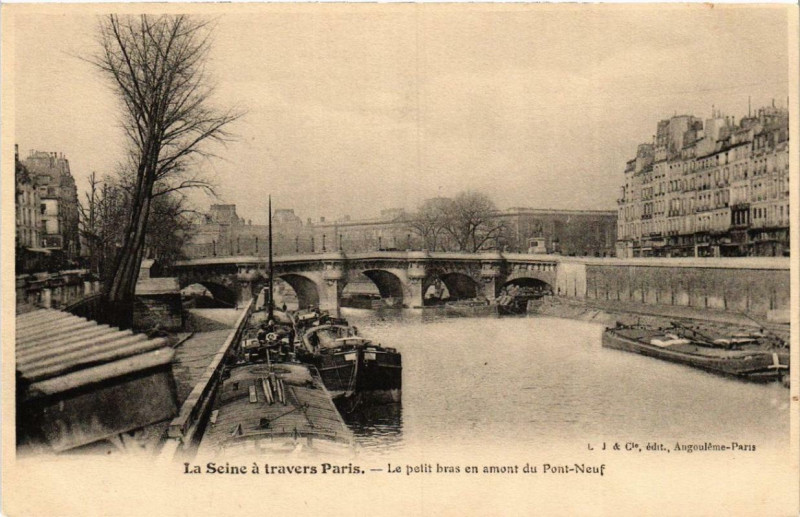 Carte postale ancienne Le petit bras en amont du Pont-Neuf à Paris 6e