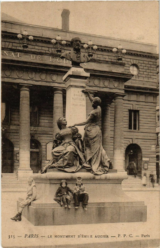 Carte postale ancienne Paris 6e Le Monument d'Emile Augier à Paris 6e