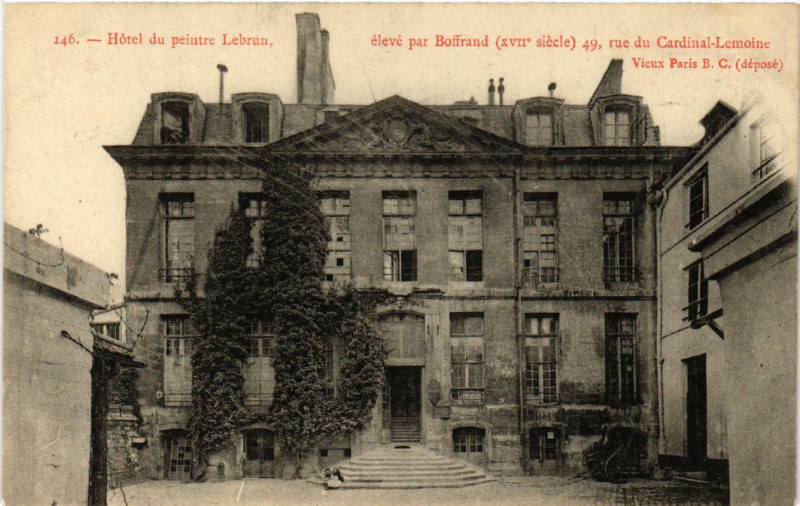 Carte postale ancienne Paris 5e 49 rue du Cardinal-Lemoine. Hotel du peintre Lebrun à Paris 5e