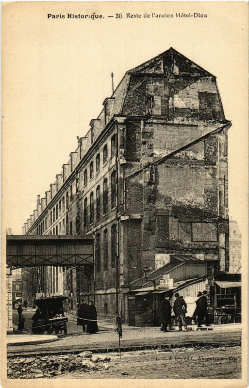 Carte postale ancienne Paris 5e Historique. 30 Reste de l'ancien Hotel-Dieu à Paris 5e