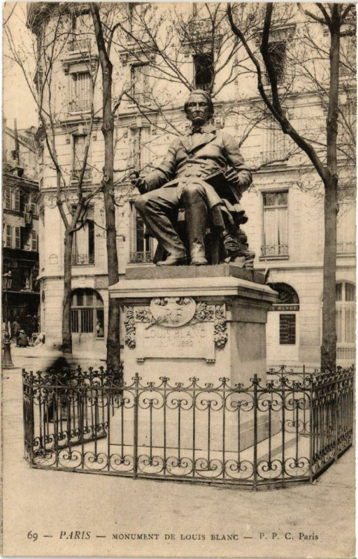 Carte postale ancienne Paris 5e Monument de Louis Blanc à Paris 5e