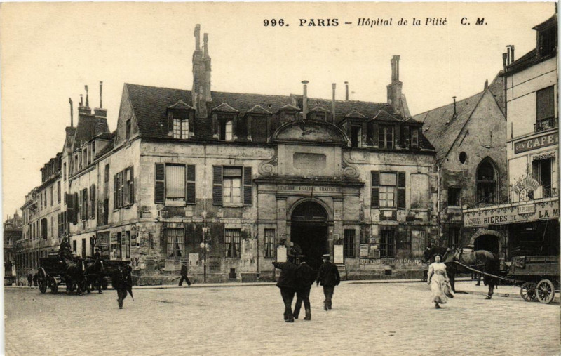 Carte postale ancienne Hôpital de la Pitié à Paris 5e