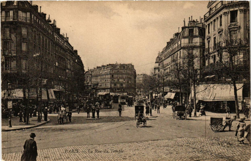 Carte postale ancienne Paris 3e La Rue du Temple à Paris 3e