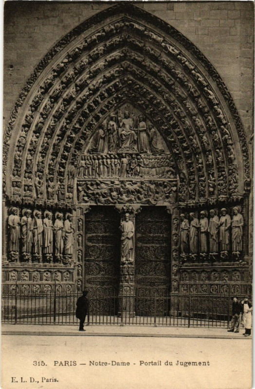 Carte postale ancienne Paris 4e Notre-Dame. Portail de Jugement à Paris 4e