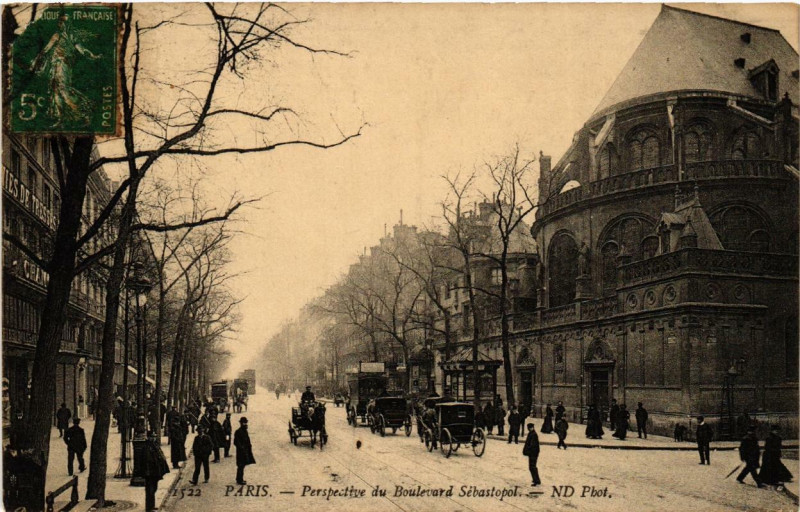 Carte postale ancienne Paris 1e Perspective du Boulevard Sebastopol