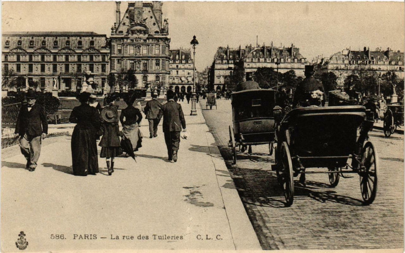Carte postale ancienne Paris 1e La rue des Tuileries