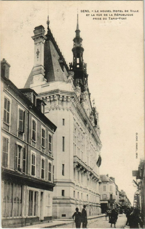 Carte postale ancienne Sens Le Nouvel Hotel de Ville France à Sens