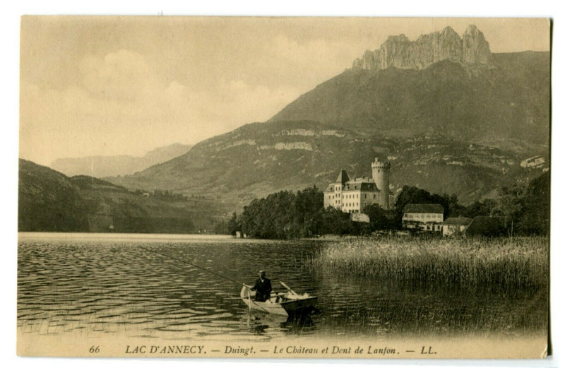 Carte postale ancienne Haute-Savoie Lac d'Annecy Duingt Le Château et Dent de Lanfon animé à Annecy