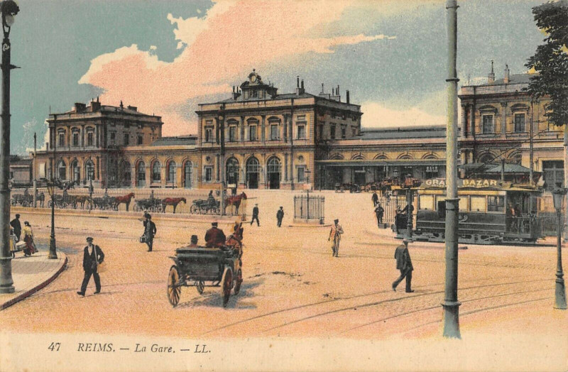 Carte postale ancienne Reims La Gare à Reims