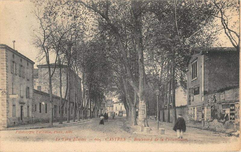 Carte postale ancienne Castres Boulevard De La Presentation à Castres