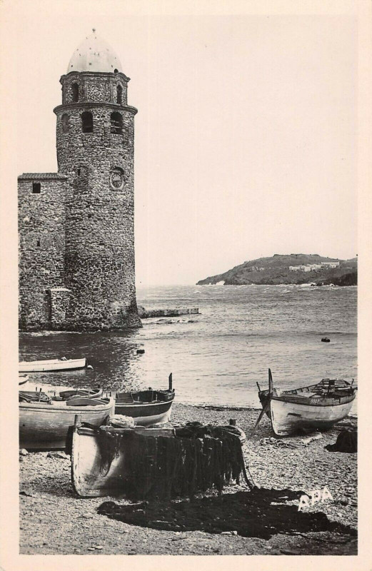 Carte postale ancienne Collioure Le Clocher à Collioure
