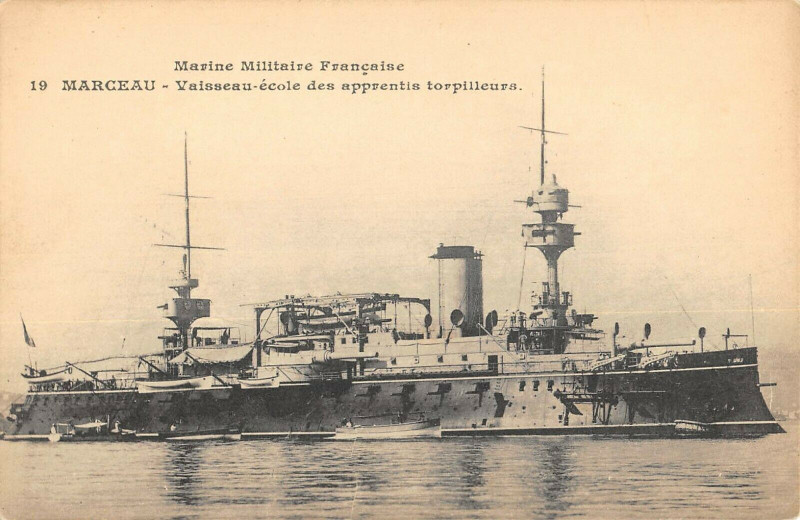 Carte postale ancienne Marine Militaire Francaise Marceau Vaisseau Ecole Des Apprentis Torpilleur