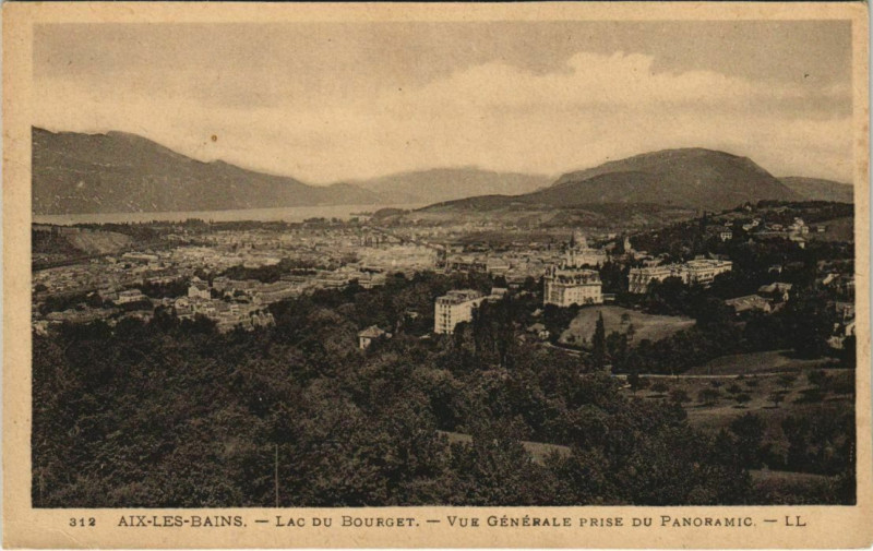 Carte postale ancienne Aix-les-Bains Lac du Bourget - Vue Generale prise du Panoramic à Aix-les-Bains