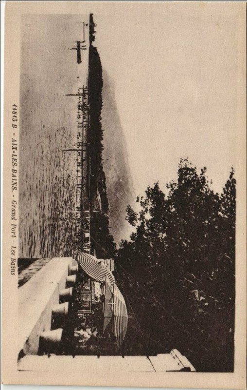 Carte postale ancienne Aix-les-Bains Grand Port - Les Bains à Aix-les-Bains