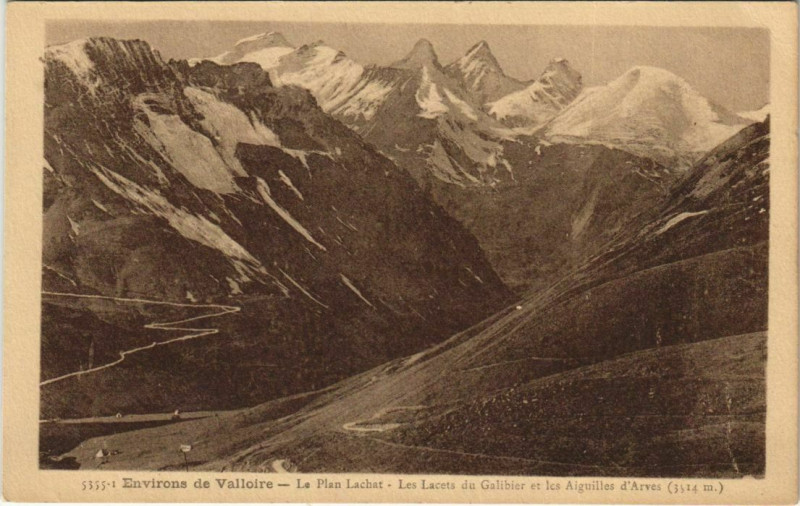 Carte postale ancienne Valloire Environs - La Plan Lachat - Les Lacets du Galibier à Valloire