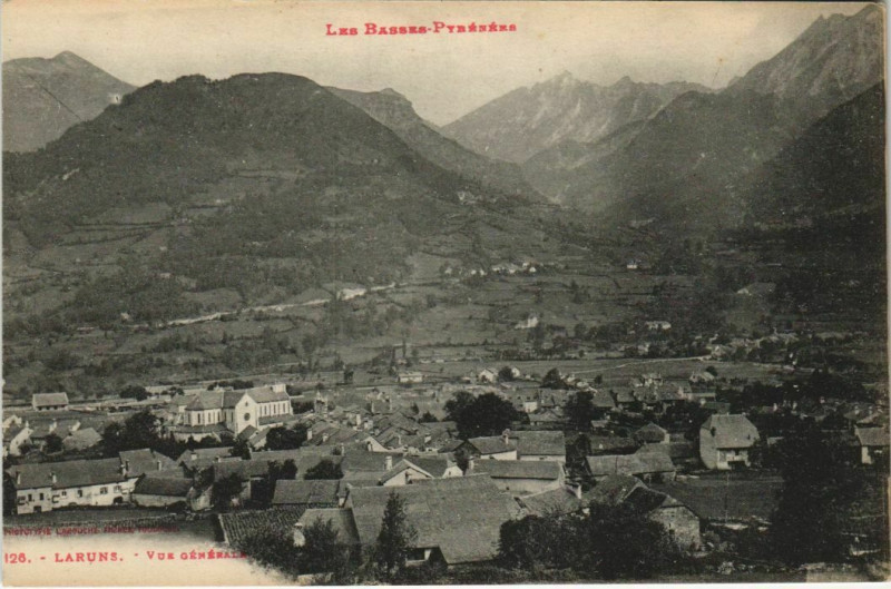 Carte postale ancienne Laruns Vue Generale France à Laruns